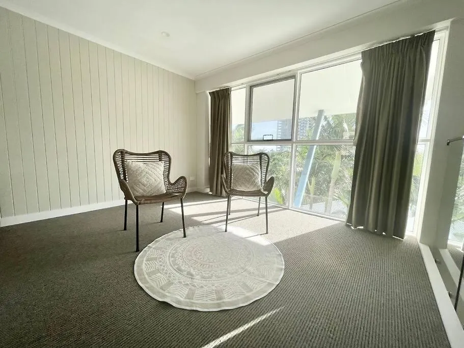 Apartment Diamond Beach 30 Gold Coast
